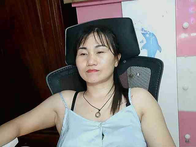 girl30slutty webcam