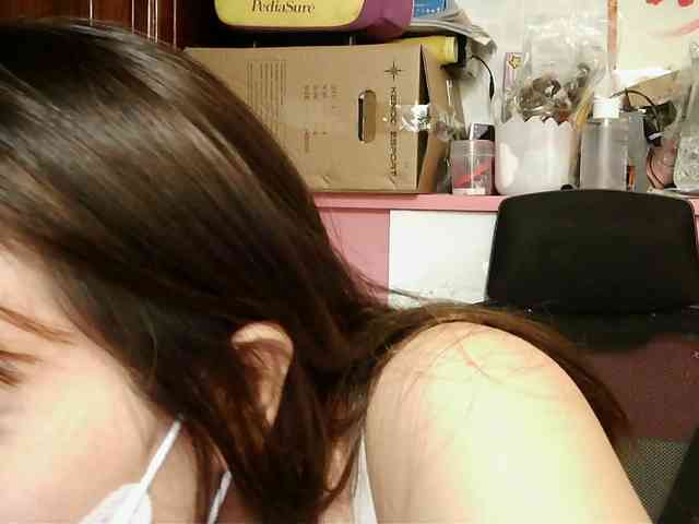 girl30slutty webcam