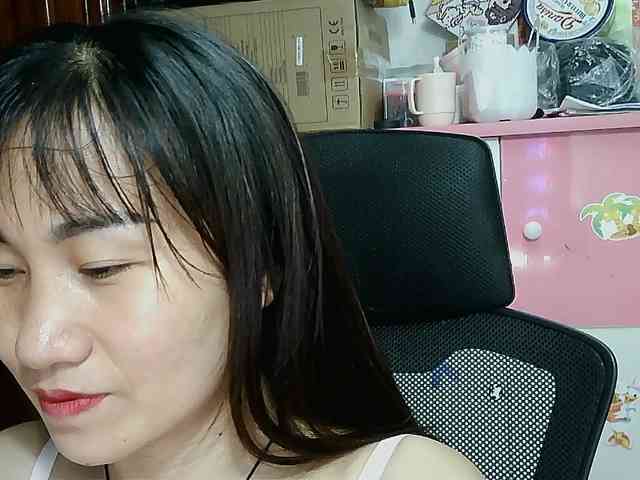 girl30slutty webcam