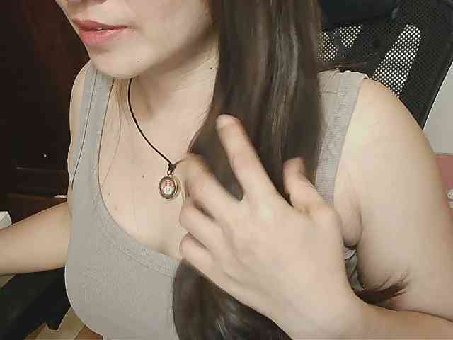 girl30slutty webcam