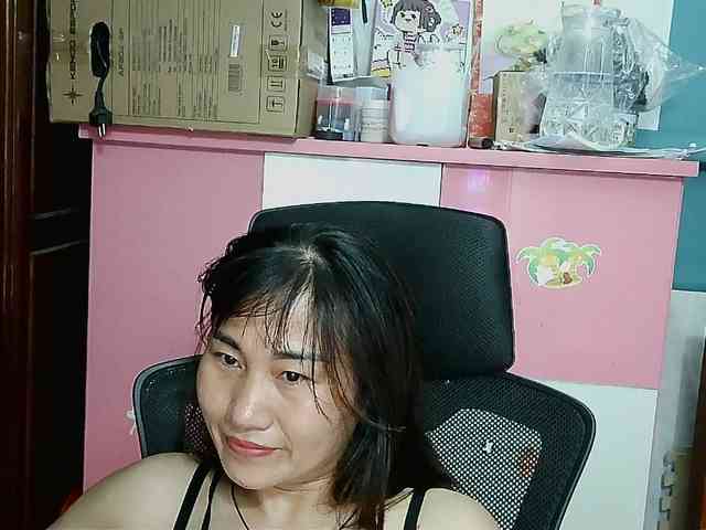 girl30slutty webcam