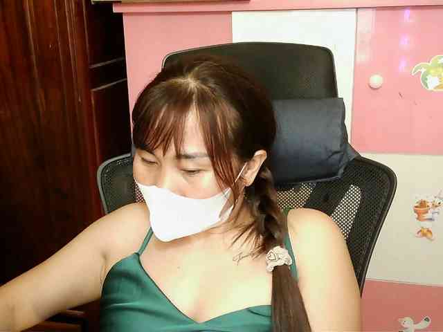 girl30slutty webcam