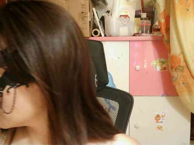 girl30slutty webcam