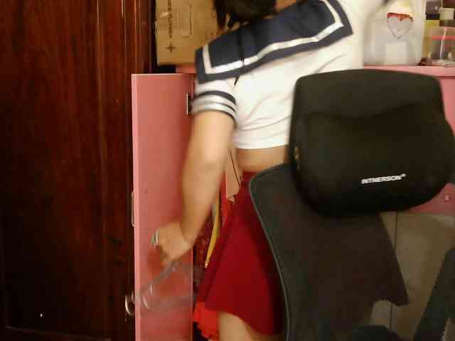 girl30slutty webcam