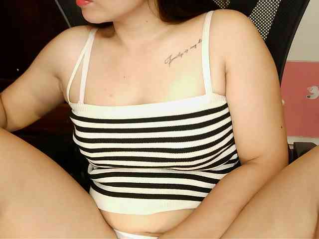 girl30slutty webcam
