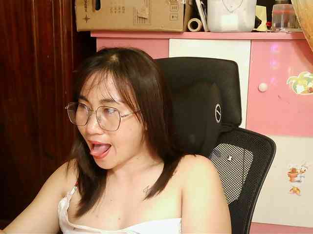 girl30slutty webcam