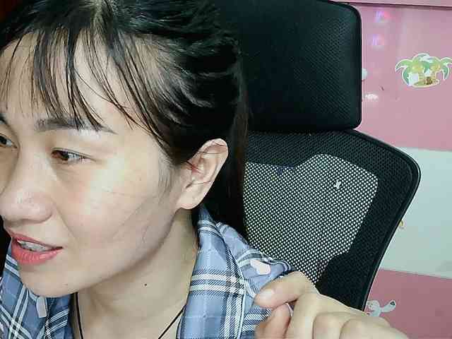 girl30slutty webcam