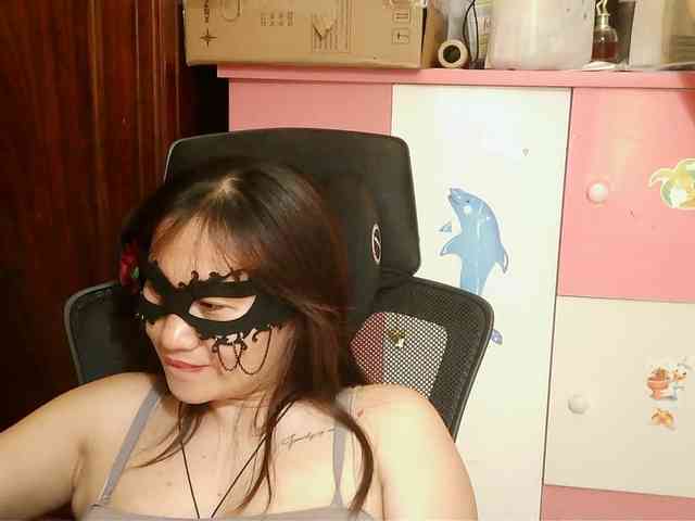 girl30slutty webcam