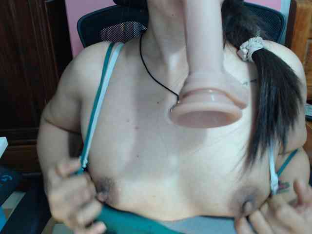girl30slutty webcam