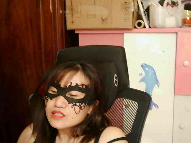 girl30slutty webcam