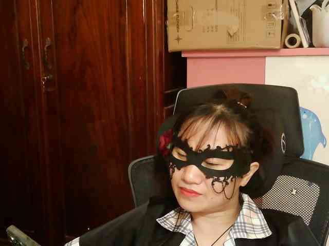girl30slutty webcam