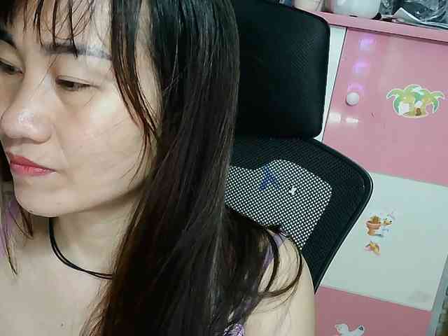 girl30slutty webcam