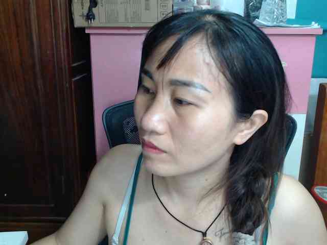girl30slutty webcam