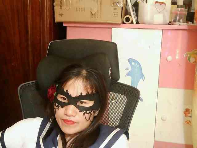 girl30slutty webcam