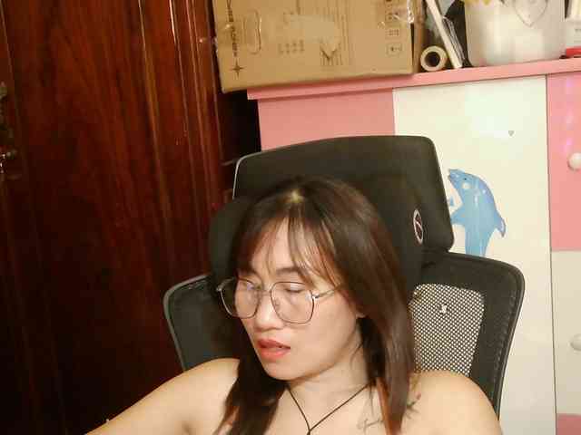 girl30slutty webcam