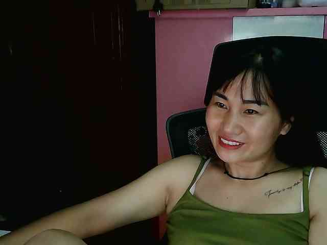 girl30slutty webcam