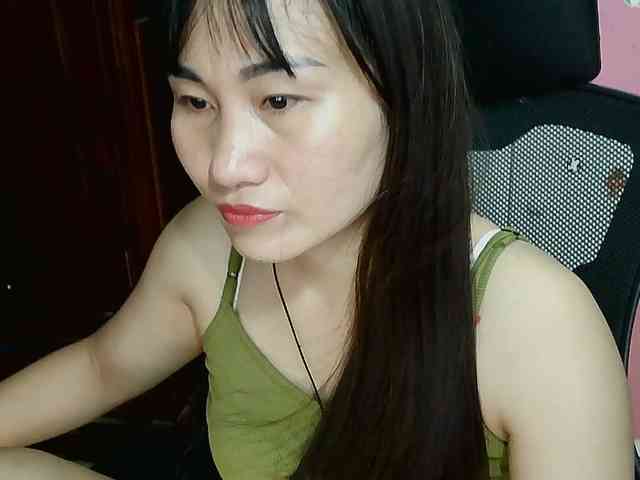 girl30slutty webcam