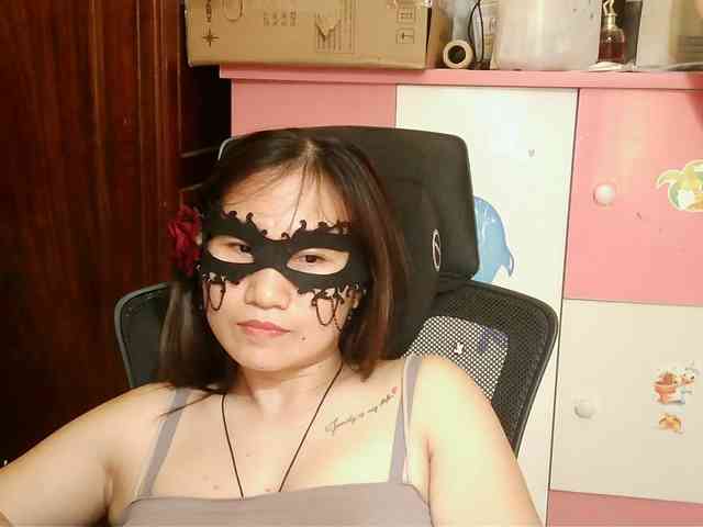 girl30slutty webcam