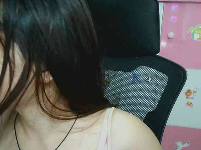 girl30slutty webcam