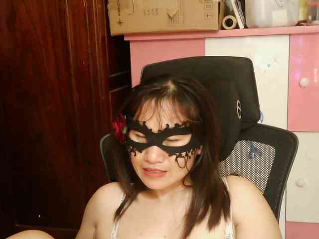 girl30slutty webcam