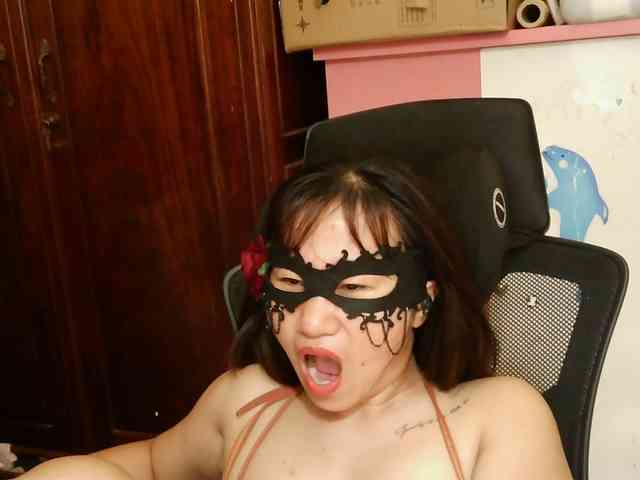 girl30slutty webcam