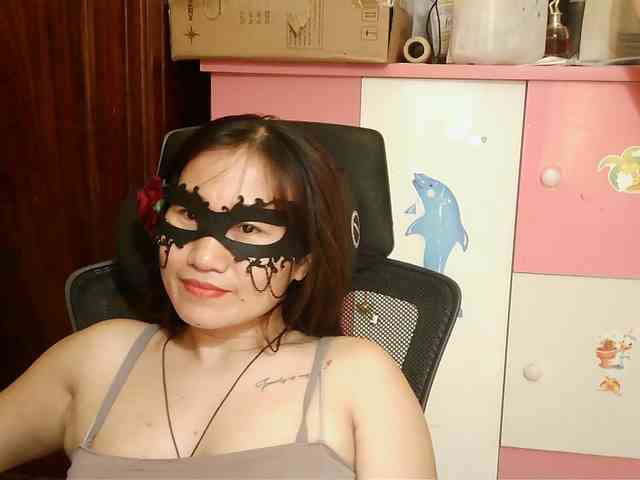 girl30slutty webcam