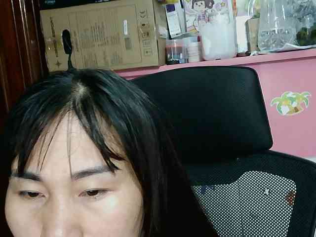 girl30slutty webcam