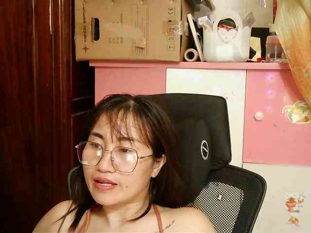 girl30slutty webcam