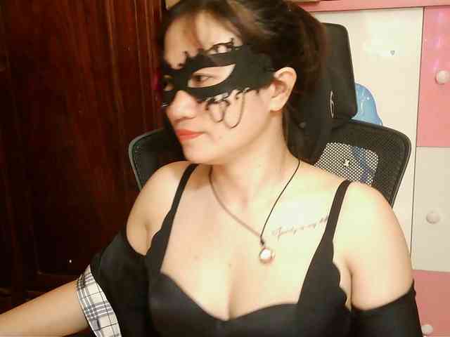 girl30slutty webcam