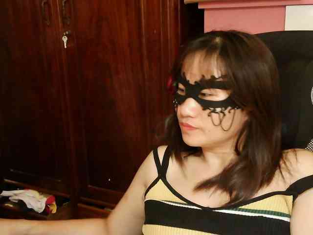 girl30slutty webcam