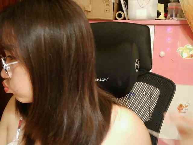 girl30slutty webcam