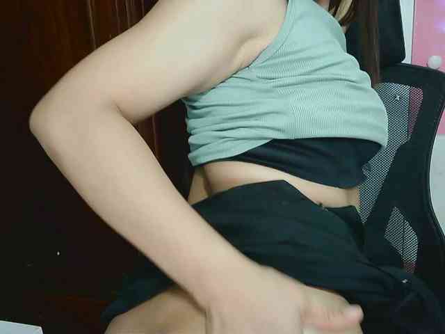 girl30slutty webcam