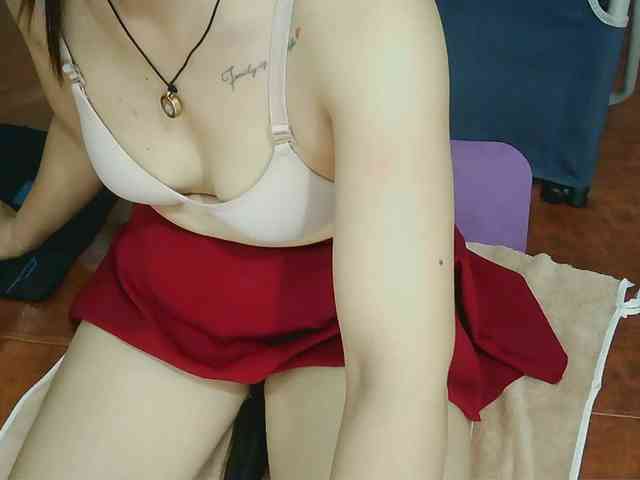 girl30slutty webcam