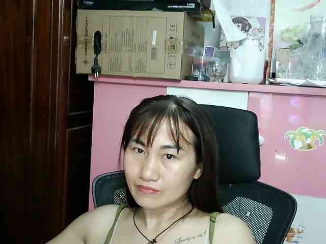 girl30slutty webcam