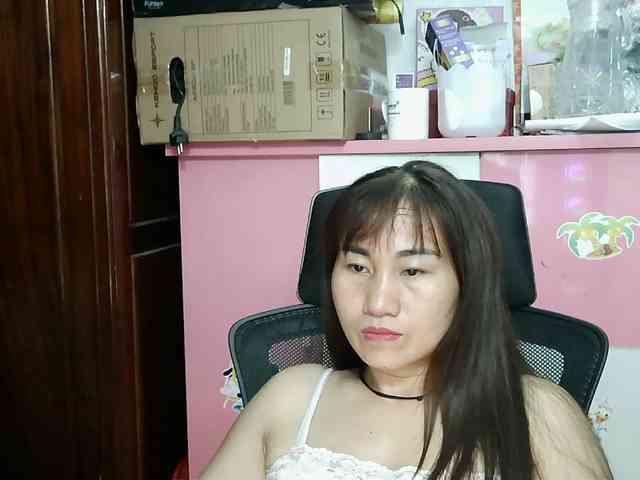 girl30slutty webcam