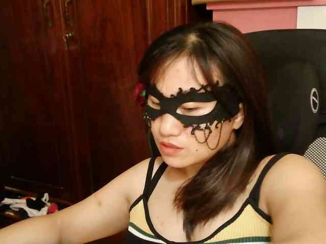 girl30slutty webcam