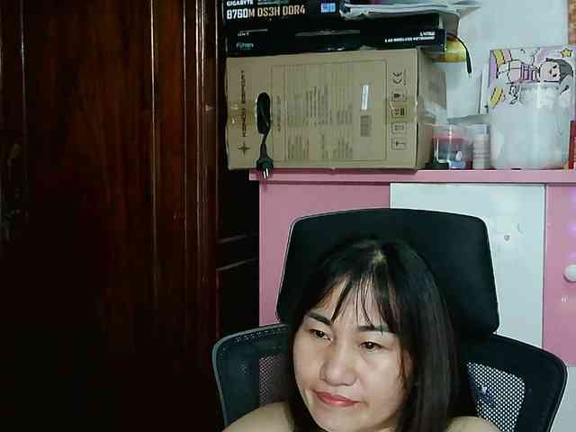 girl30slutty webcam