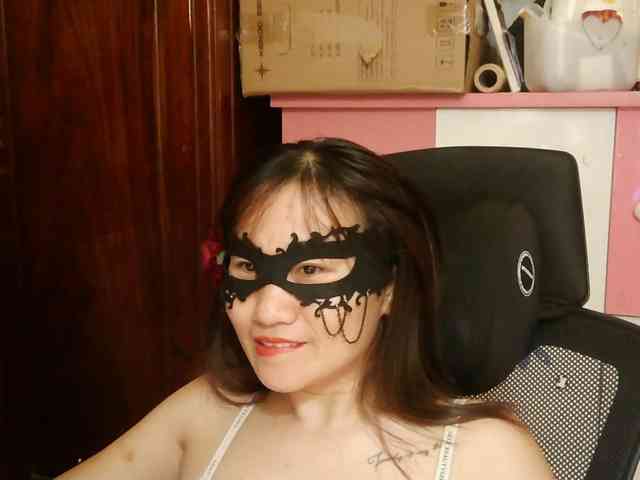 girl30slutty webcam