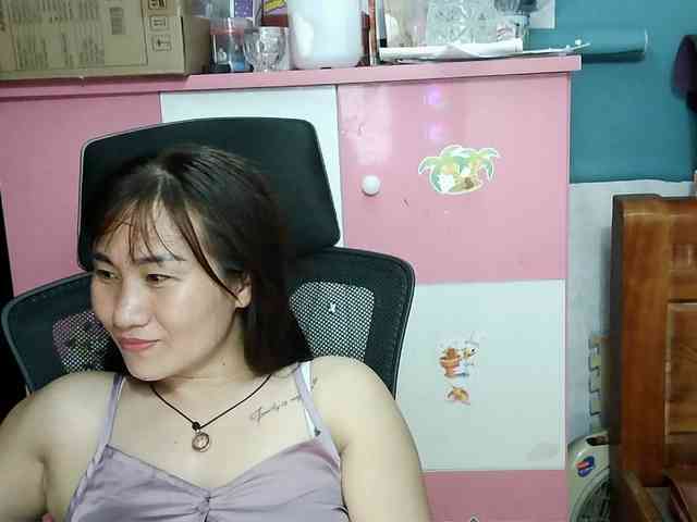 girl30slutty webcam