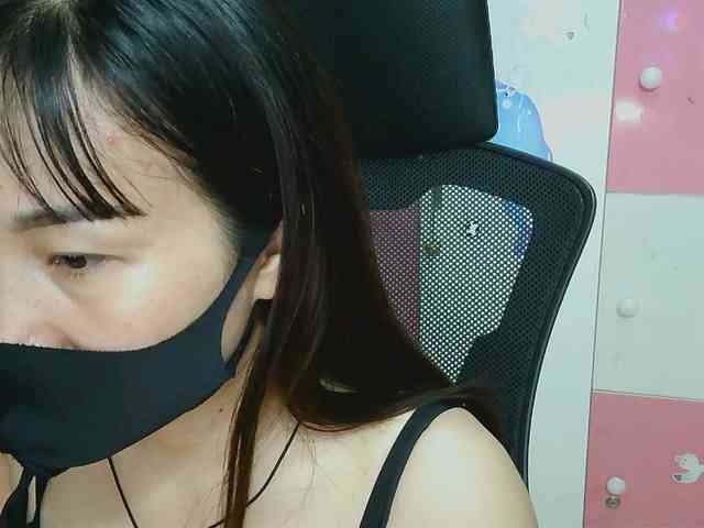 girl30slutty webcam