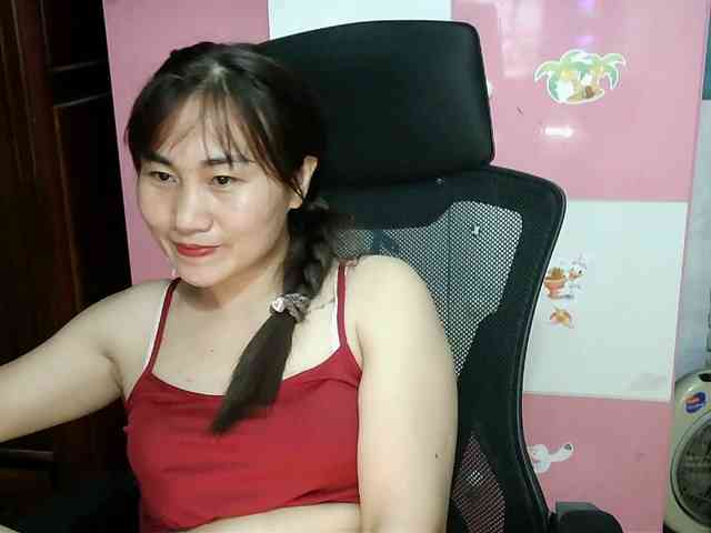 girl30slutty webcam