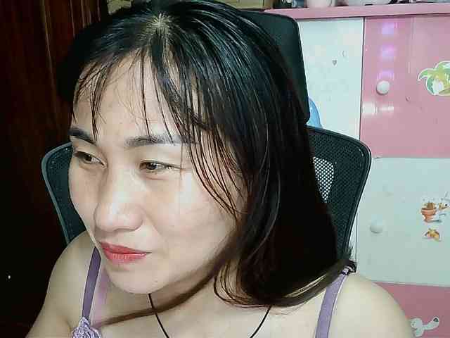 girl30slutty webcam