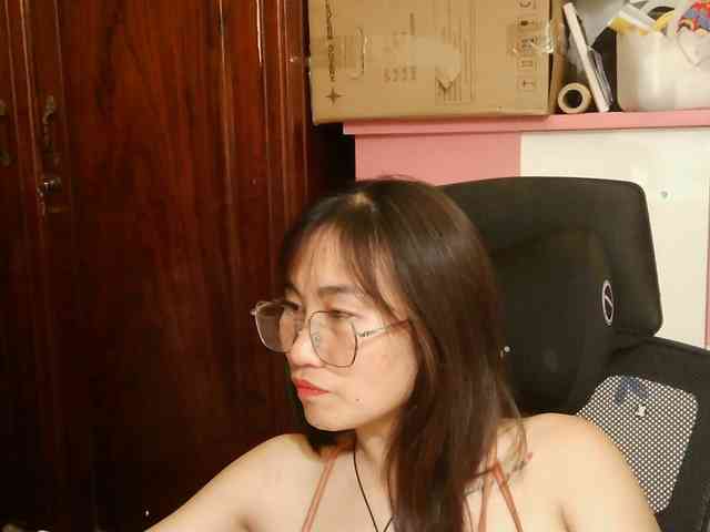 girl30slutty webcam