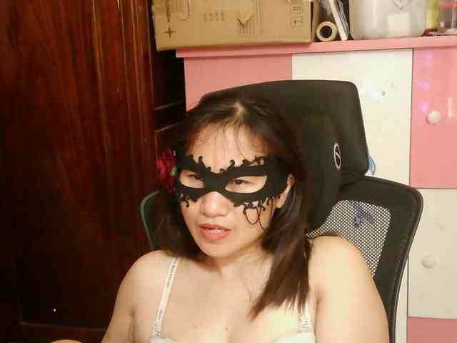 girl30slutty webcam