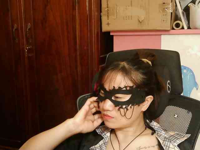 girl30slutty webcam