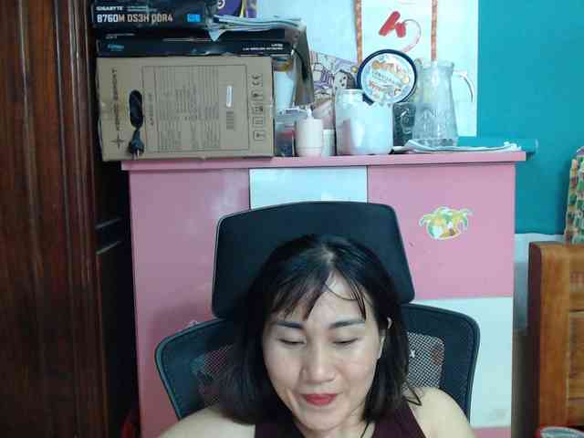 girl30slutty webcam