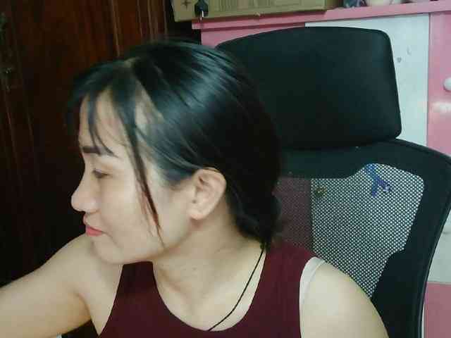 girl30slutty webcam