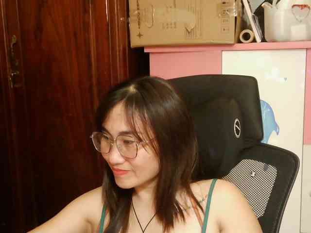 girl30slutty webcam