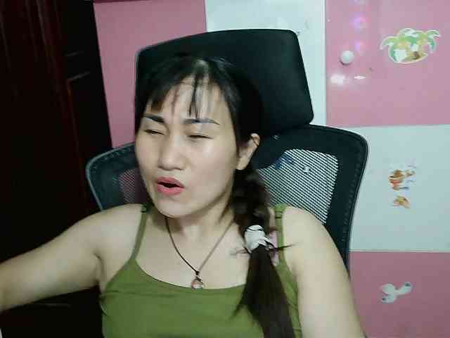 girl30slutty webcam