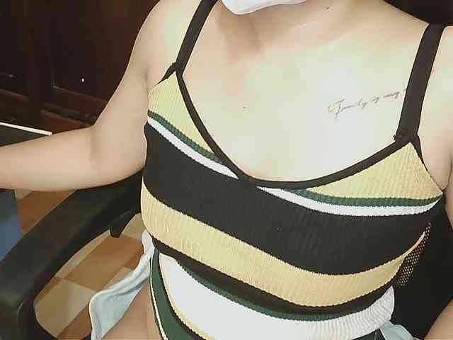 girl30slutty webcam